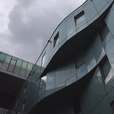 Modern Architecture Reflects Sky In Unique Buildin 2025 12 17 07 15 19 Utc