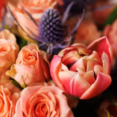 Close Up Of A Beautiful Floral Bouquet With Roses 2026 06 23 03 58 20 Utc